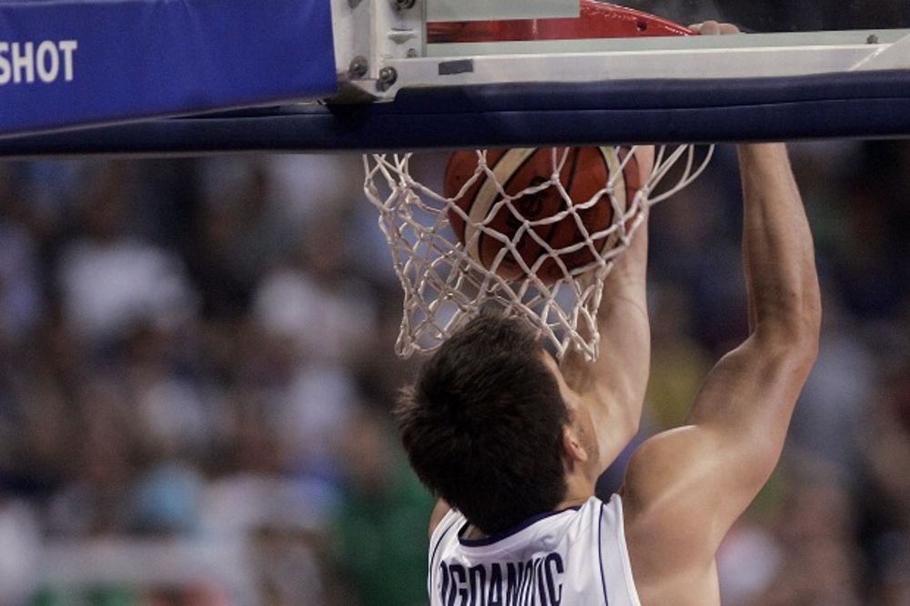 (VIDEO) AKO OVO NIJE DOVOLJNO ZA RIO... Pogledajte Orlove u NBA akcijama protiv Grka