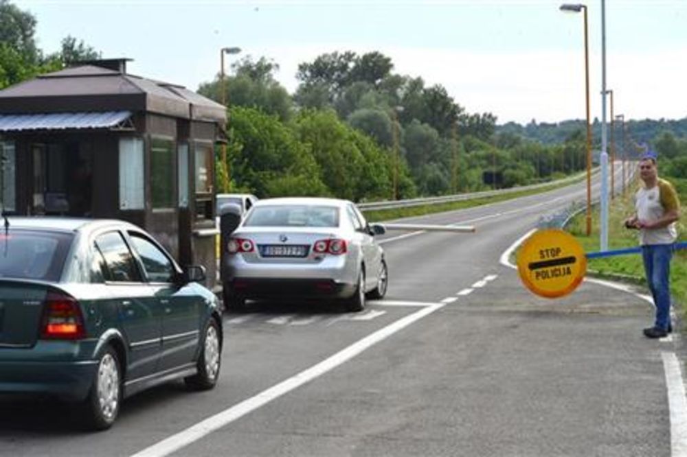 KRAJ BLOKADE: Uklonjena ograda sa graničnog prelaza Bezdan-Batina