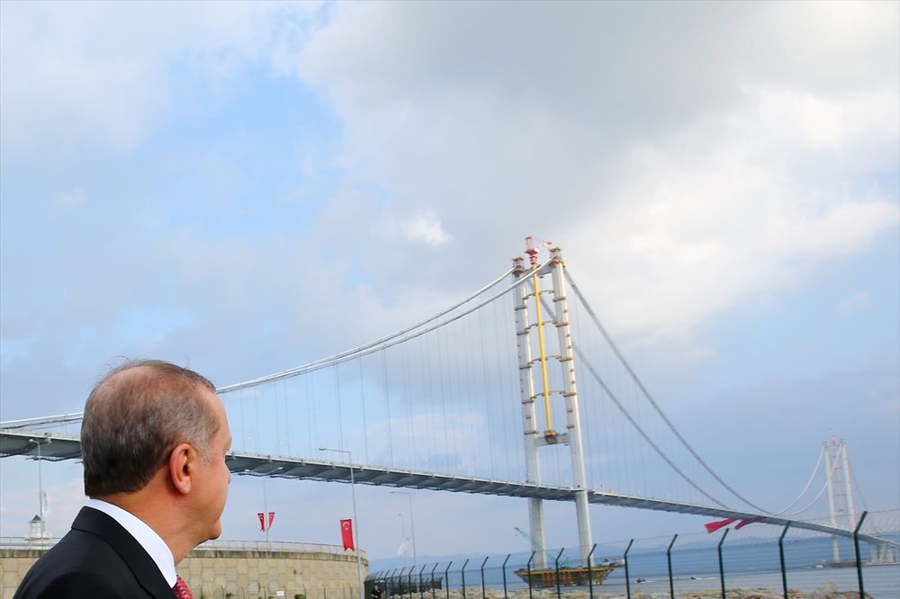 (FOTO, VIDEO) TURSKI GOLDEN GEJT: Erdogan otvorio četvrti najveći viseći most na svetu