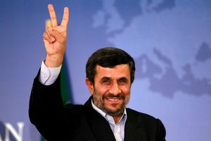 VELIKI POVRATAK NEPRIJATELJA AMERIKE: Ahmadinedžad se sprema da ponovo postane predsednik Irana