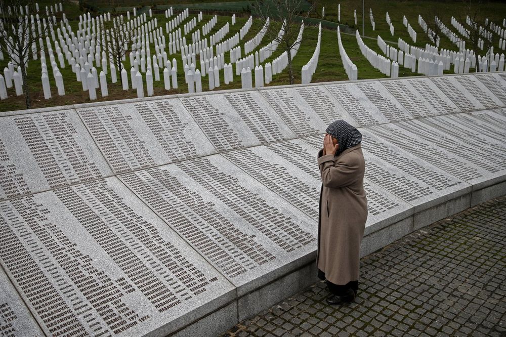 KOMEMORACIJA U POTOČARIMA Izetbegović: Politiku koja je dovela do Srebrenice napustiti zauvek