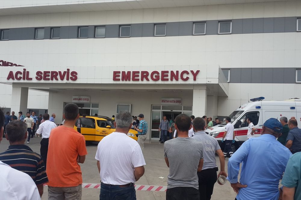 NEMIRI U TURSKOJ: Napad na policijsku patrolu, poginula dva policajca