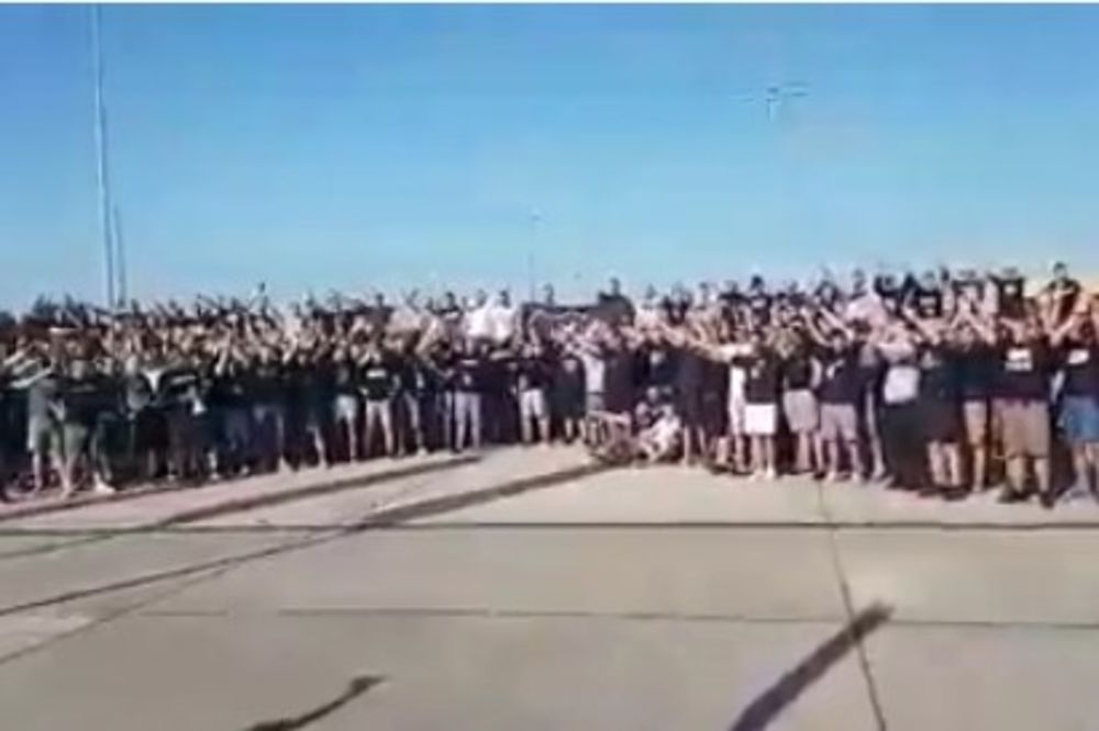 (VIDEO) POLJSKA STRAHUJE OD GROBARA: Oko 1.000 navijača Partizana uputilo se u Lubin