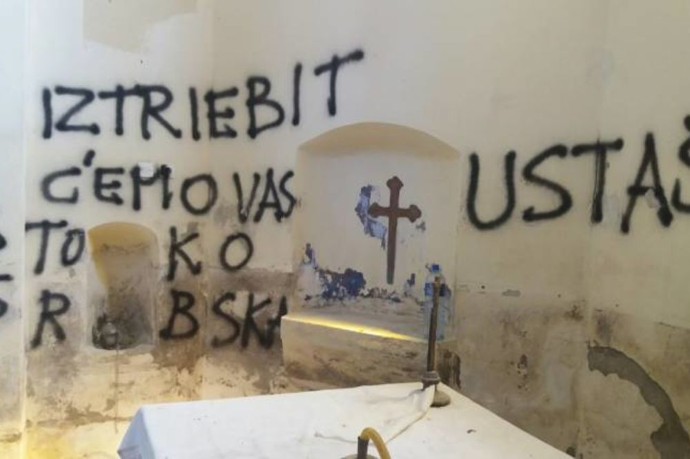 (FOTO) NOVI NAPAD NA SRBE U HRVATSKOJ: Ustaški grafiti po pravoslavnom hramu!