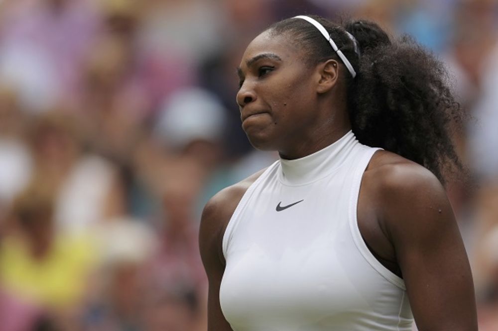 POVREDILA RAME: Serena Vilijams otkazala učešće na Rodžers kupu