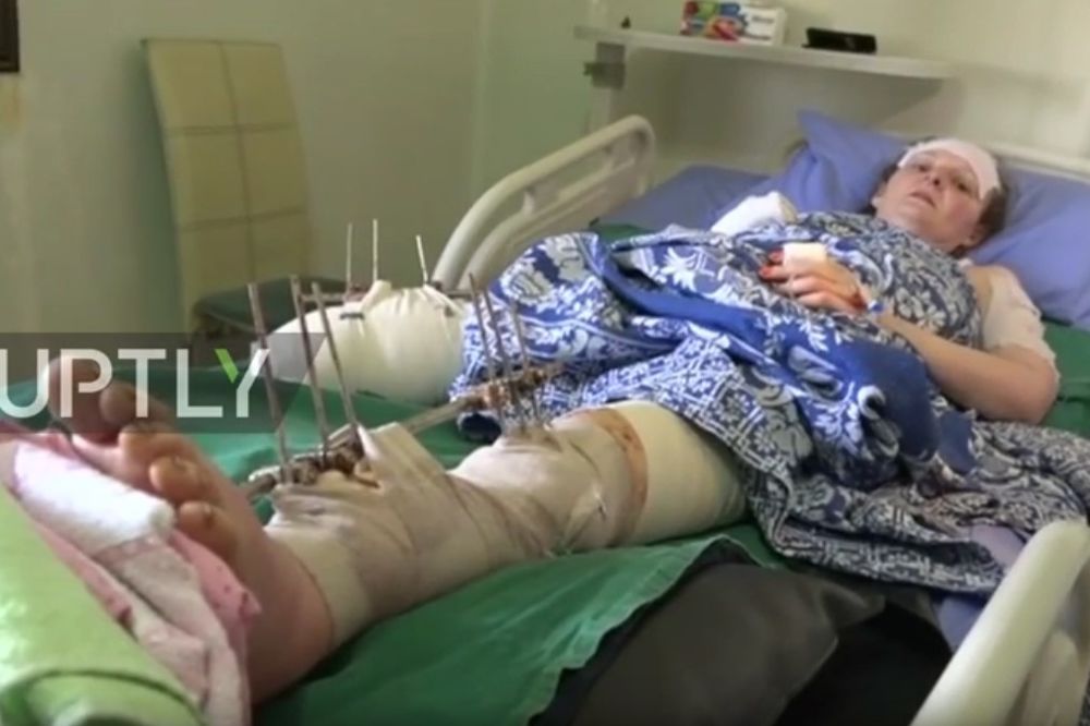 (VIDEO) MAJKA HEROJ: Štiteći decu od granate, Ruskinja izgubila nogu i ruku