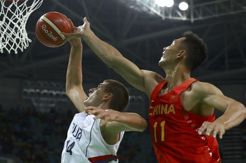 (FOTO) ORLOVI NA PLUS 34: Srpski košarkaši rasturili Kinu i overili plasman u četvrtfinale OI
