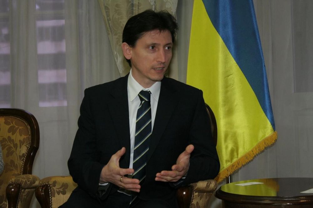 SITUACIJA NA KRIMU VEOMA ZATEGNUTA: Ukrajinski ambasador poziva na povlačenje oružja