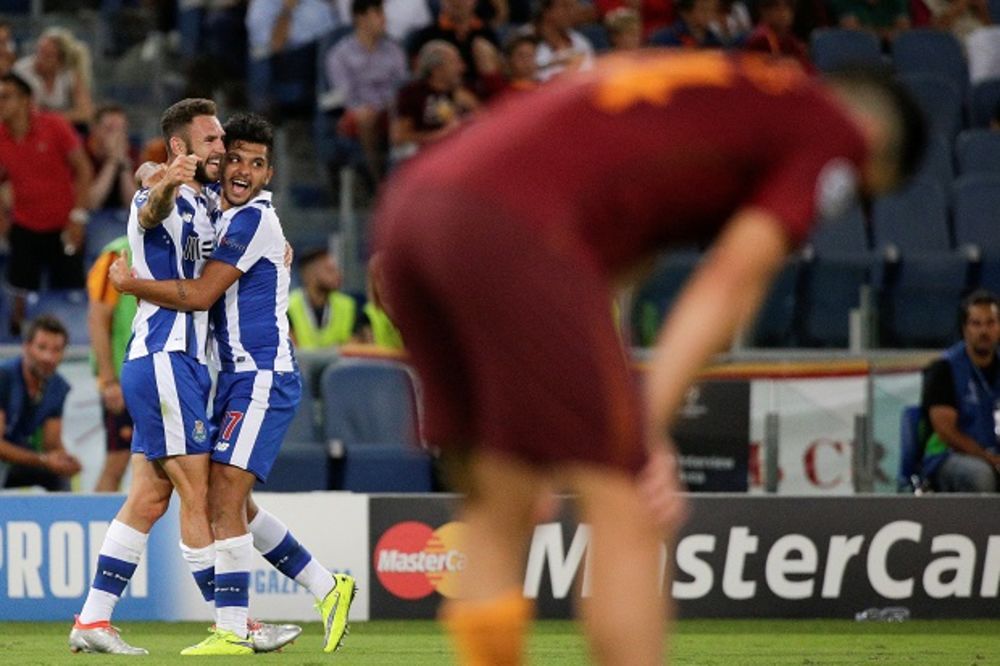 (VIDEO) VUČICA NA KOLENIMA: Porto protutnjao Rimom, i Ludogorec u Ligi šampiona