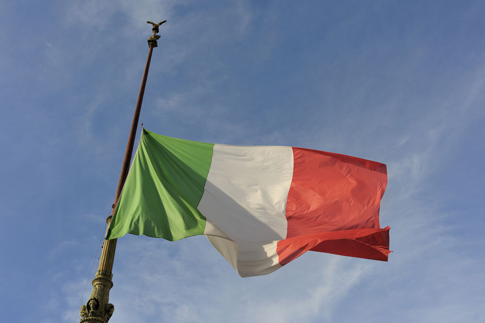 TUGA ZA ŽRTVAMA ZEMLJOTRESA: U Italiji sutra Dan žalosti i državna sahrana