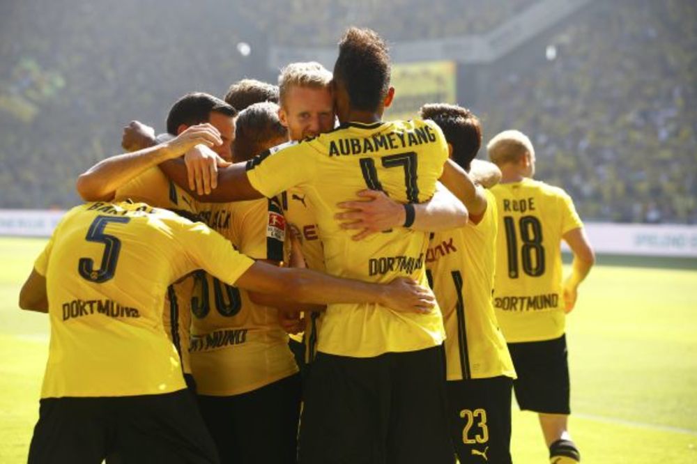 (VIDEO) SIGURAN START MILIONERA: Borusija Dortmund pobedom počela novu sezonu