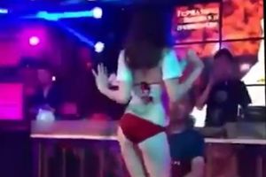 (VIDEO) ŠAMAR ZA PLES U KRILU: Uživao sa striptizetom, a onda je stigla njegova BESNA DEVOJKA