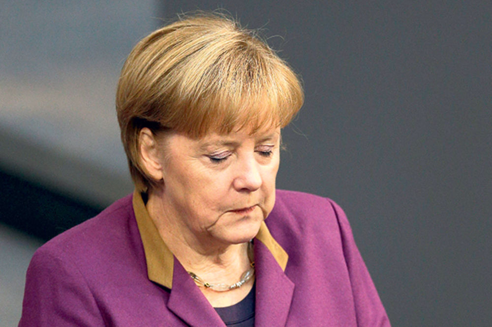 HOĆE I ČETVRTI MANDAT: Merkelova najavila da će se ponovo kandidovati za mesto kancelarke