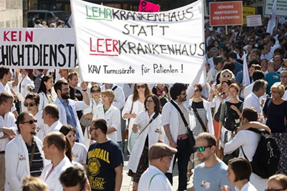 KOLAPS U BEČKIM BOLNICAMA: Lekari održali štrajk upozorenja nezadovoljni novim zakonom o radu!