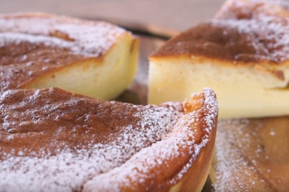 (VIDEO) DEZERT 3 U 1: Magični kolač koji će uspeti i početnicama u kuhinji