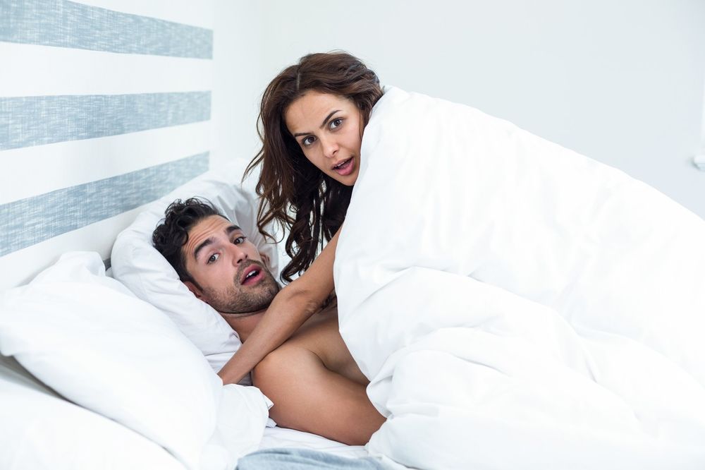 OTVORI OČI: 7 čudnih znakova koji pokazuju da će biti dobar u krevetu