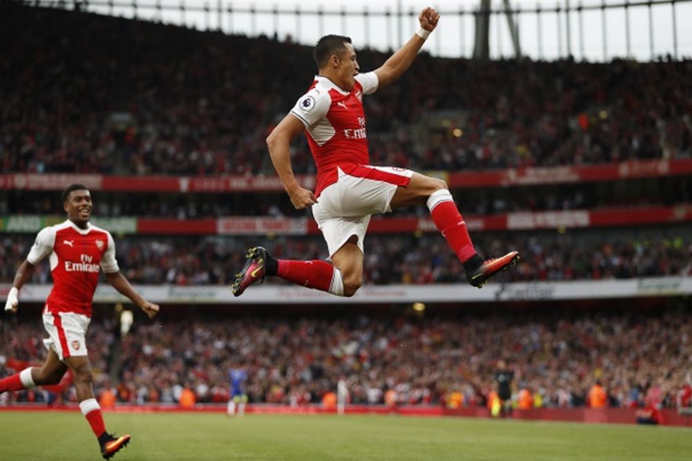 (VIDEO) BLICKRIG U PRVOM POLUVREMENU: Arsenal razbio Čelsi u londonskom derbiju