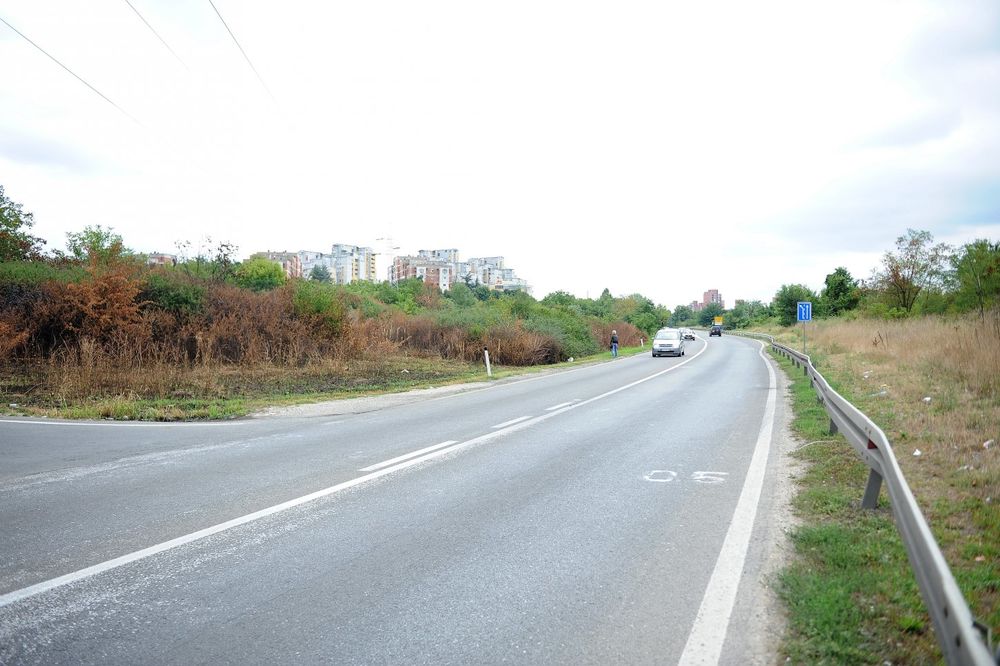 IBARSKA STOJI U OBA SMERA: Teška nesreća kod Lazarevca, poginuo muškarac