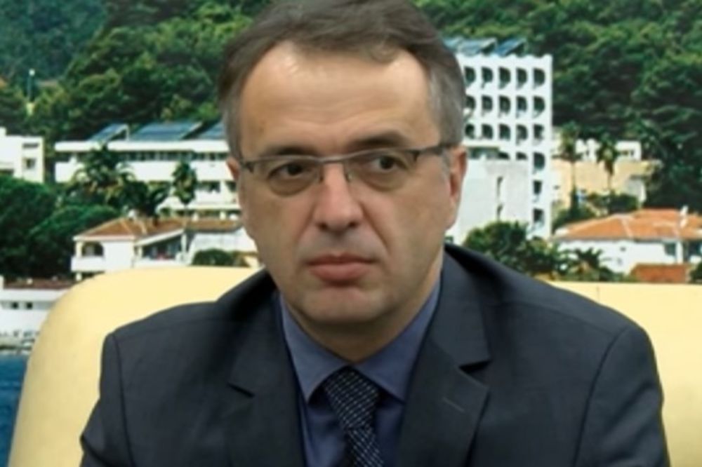 POLICIJA PRETRESLA KABINET MINISTRA POLICIJE CRNE GORE: Daniloviću oduzeta veća količina dokumenata