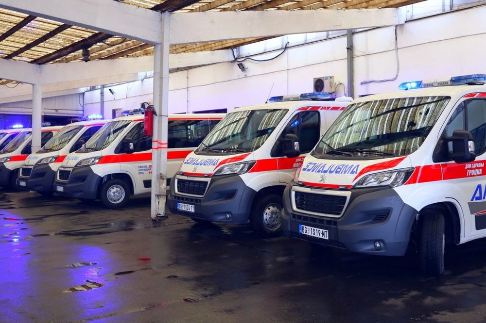 NOĆ U BEOGRADU: 5 povređenih u tučama na Železničkoj stanici i u Karađorđevoj