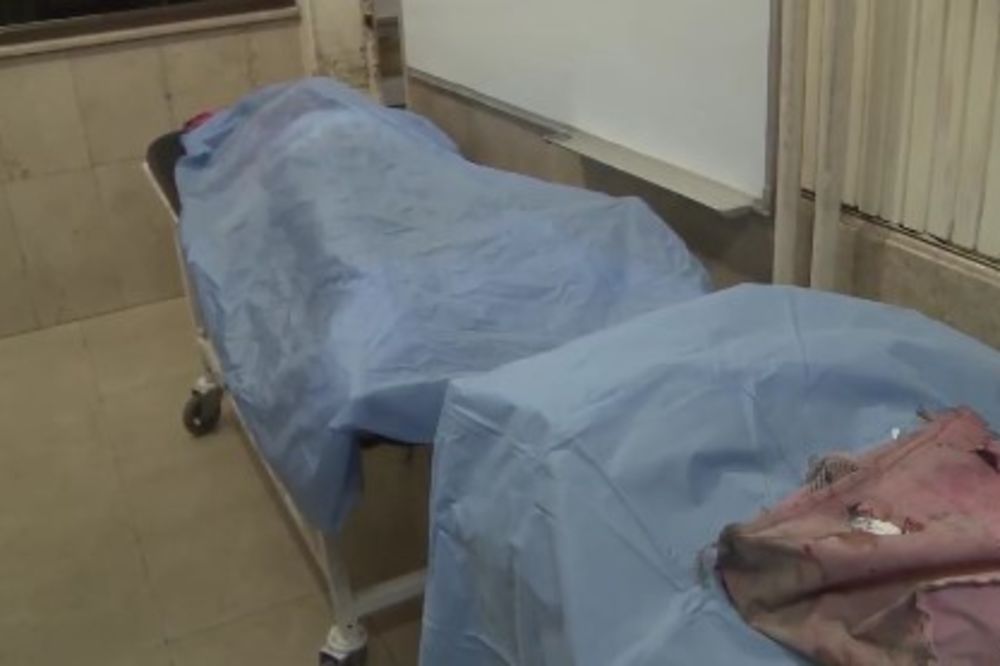(18+ UZNEMIRUJUĆI VIDEO) NAPAD POBUNJENIKA U ALEPU: 5 mališana mrtvo, dvoje se još bore za život
