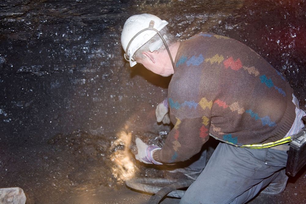 KRAJ ŠTRAJKA U BUGARSKOJ: Rudari izašli posle 60 sati u oknu 500 metara ispod zemlje