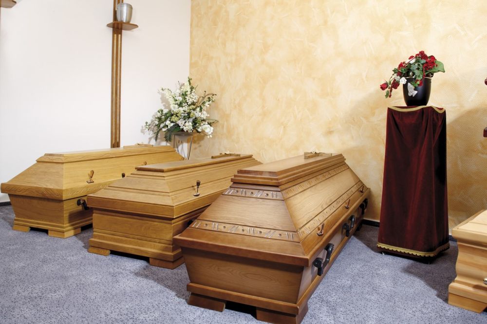 TALAS SMRTI POHARAO HRVATSKU: Na sahranu se čeka po 6 dana, a pogrebnici trljaju ruke