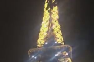 (VIDEO) Ajfelov toranj u svom punom sjaju