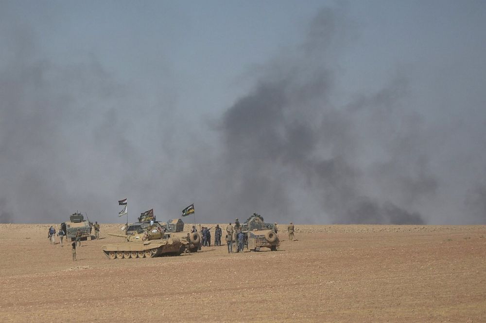 MAGLA SPREČAVA PAD KALIFATA: Iračke snage prekinule ofanzivu na Mosul zbog smanjene vidljivosti!