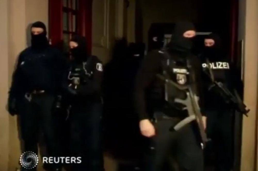 (VIDEO) RACIJE ŠIROM NEMAČKE: Policija juri Čečene džihadiste i pretresa sve sumnjivo