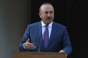 TURSKI MINISTAR SPOLJNIH POSLOVA PRKOSI NEMCIMA: Ide u Nemačku na miting podrške Erdoganu