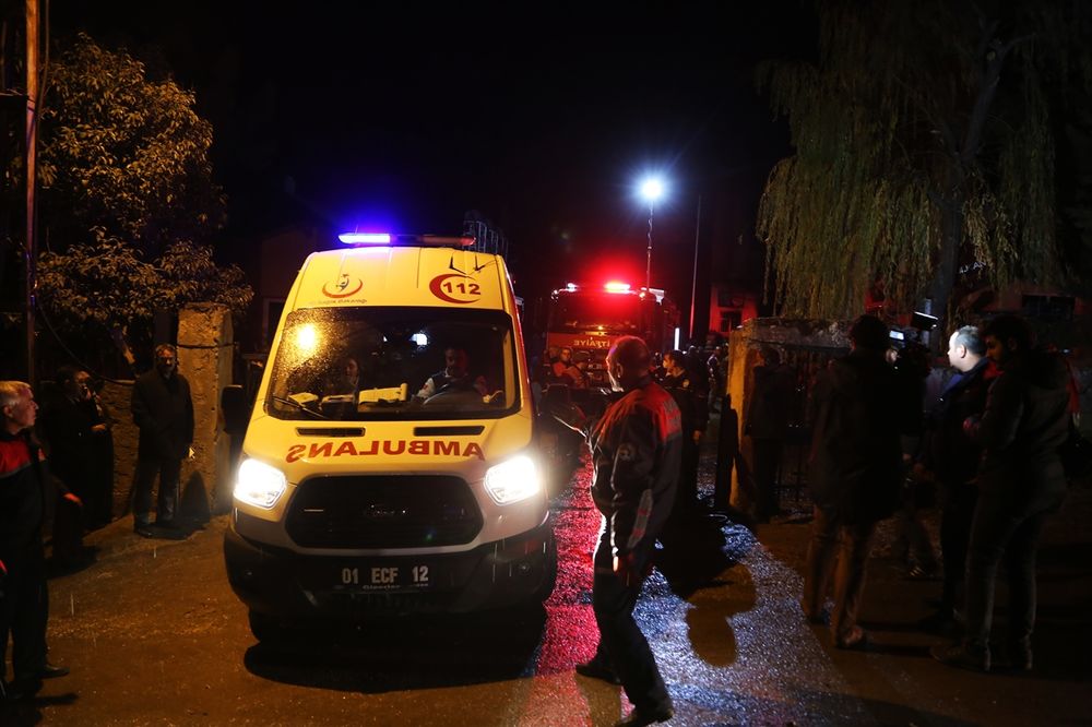 (VIDEO,FOTO) PAKAO U UČENIČKOM DOMU U TURSKOJ: 11 devojčica poginulo u požaru, 22 teško povređene