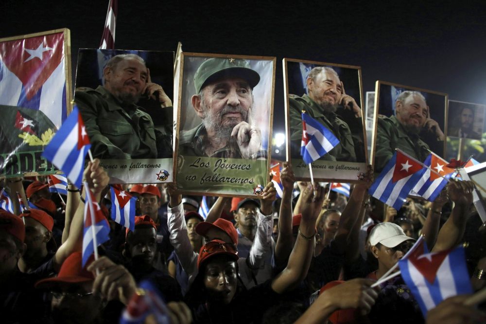 RAUL KASTRO ZABRANIO: Fidelu ni ulica ni spomenik na Kubi