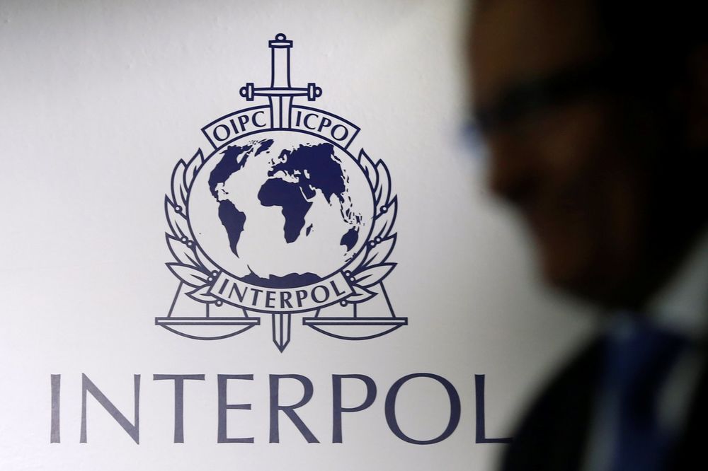 CRNOGORSKA POLICIJA U PROBLEMU: Epidemiju lažnih dojava o bombama rešava INTERPOL
