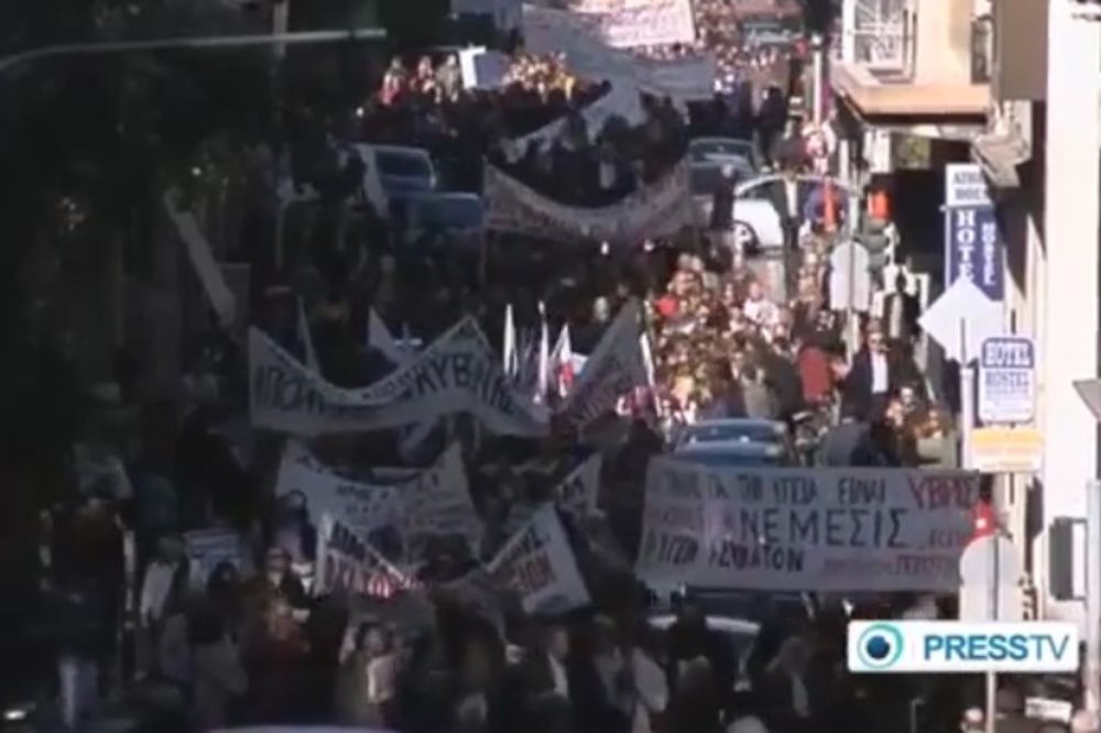 (VIDEO) GRČKA PARALISANA: Počeo generalni štrajk zbog smanjenja plata i mera štednje