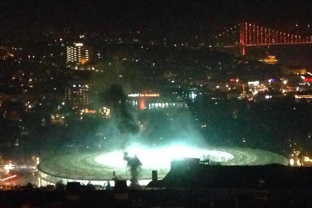 VIDEO STRAVIČNO Bomba eksplodirala kod stadiona Bešiktaša dok je klupska TV emitovala program uživo