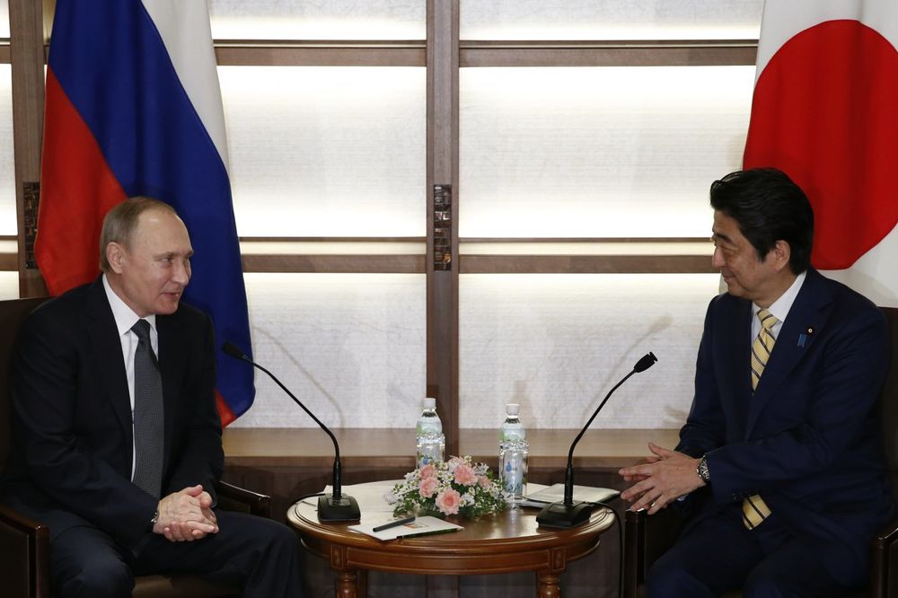 SASTANAK PUTINA I ABEA: Evo o čemu će razgovarati lideri Rusije i Japana