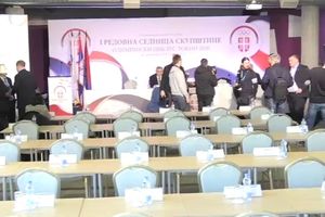 REAKCIJA SA TERAZIJA POSLE OTKAZANE SKUPŠTINE: Fudbalski savez Srbije pozvao OKS na dijalog