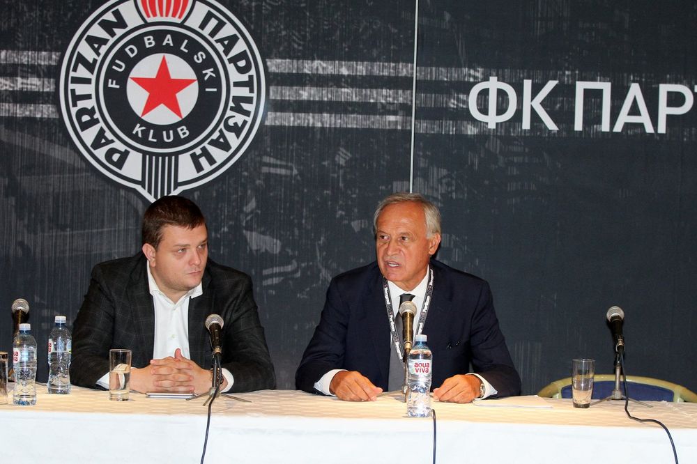 (FOTO) UPRAVA CRNO-BELIH OBMANULA NAVIJAČE: UEFA je već izbacila Partizan iz Evrope!