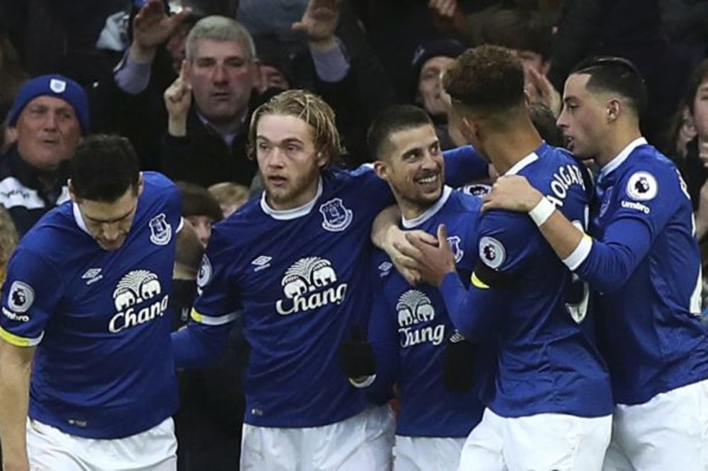 (VIDEO) DEBAKL GRAĐANA U LIVERPULU: Everton ponizio i uništio Mančester siti!
