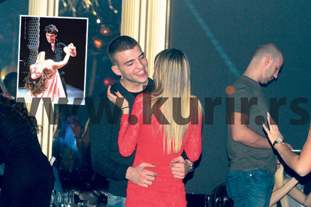 (FOTO) KAO DA IH NIKO NE GLEDA: Pogledajte Veljkov i Anin prljavi ples!