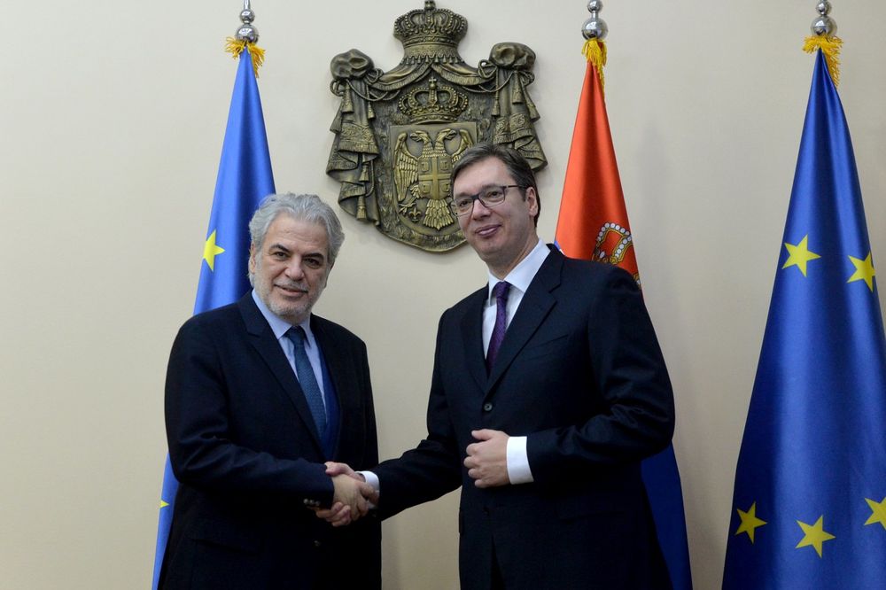 POMOĆ SRBIJI U BORBI SA MIGRANTSKOM KRIZOM: Vučić se sastao sa EU komesarom za humanitarna pitanja