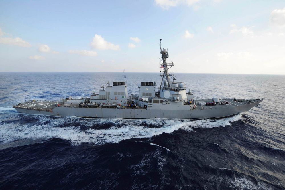 POKAZIVANJE MIŠIĆA: Američki i saveznički brodovi vežbaju uz obalu Irana