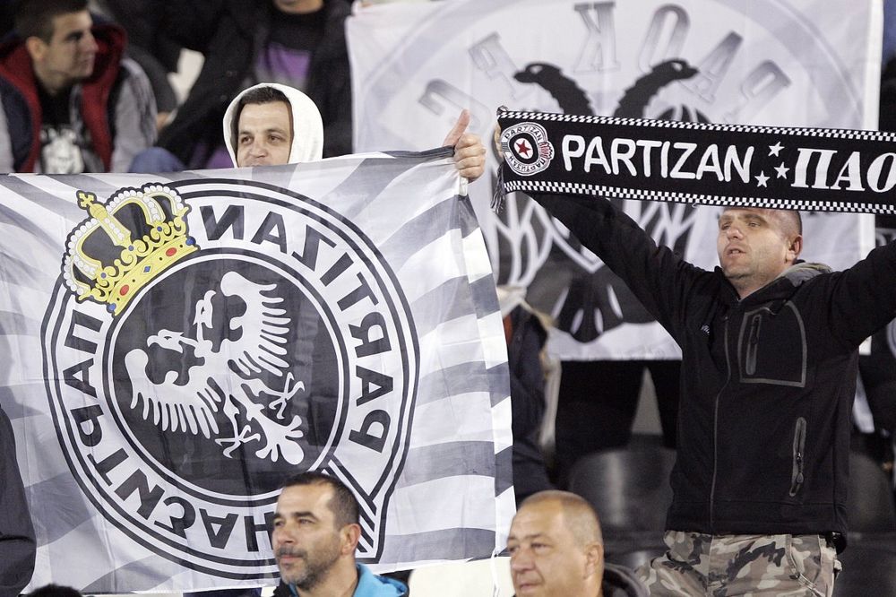 (VIDEO) GROBARI OKUPIRALI SOLUN: Partizan će u bratskom duelu protiv PAOK-a imati veliku podršku