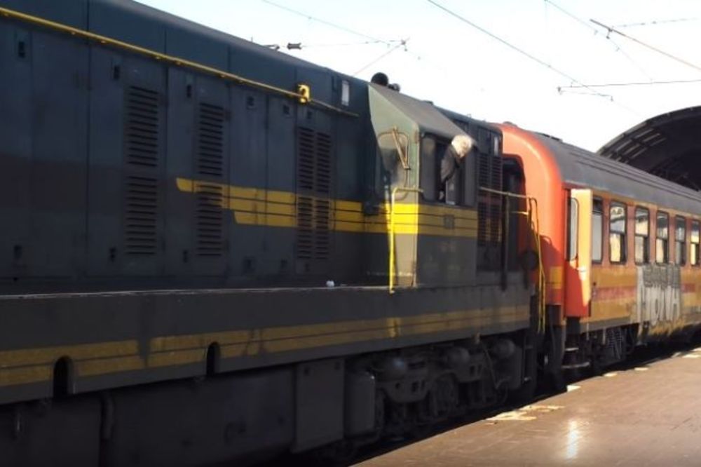 POSLE POGIBIJE TINEJDŽERA NA VAGONU: Makedonske železnice pokrenule kampanju protiv snimanja selfija