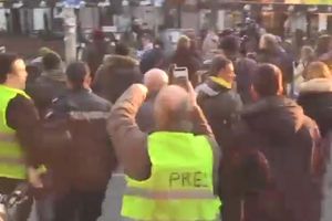 KURIR TV EKSKLUZIVNO: Pogledajte zbog čega se dogodio incident na protestu Ne davimo Beograd