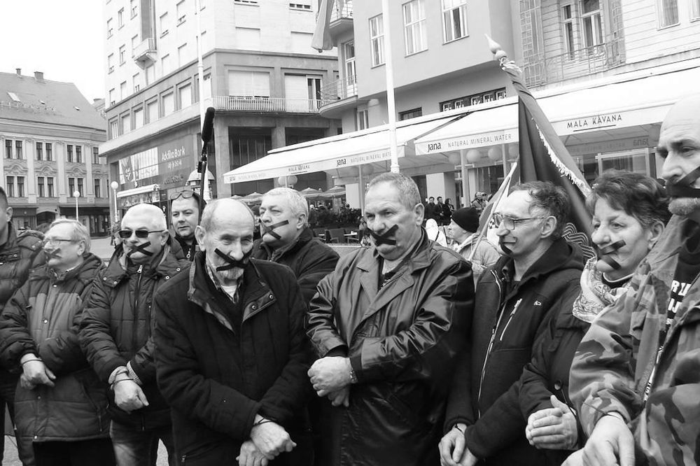 SRAMNO: FAŠISTIMA OPET KRIVI SRBI Antisrpski miting u centru Zagreba
