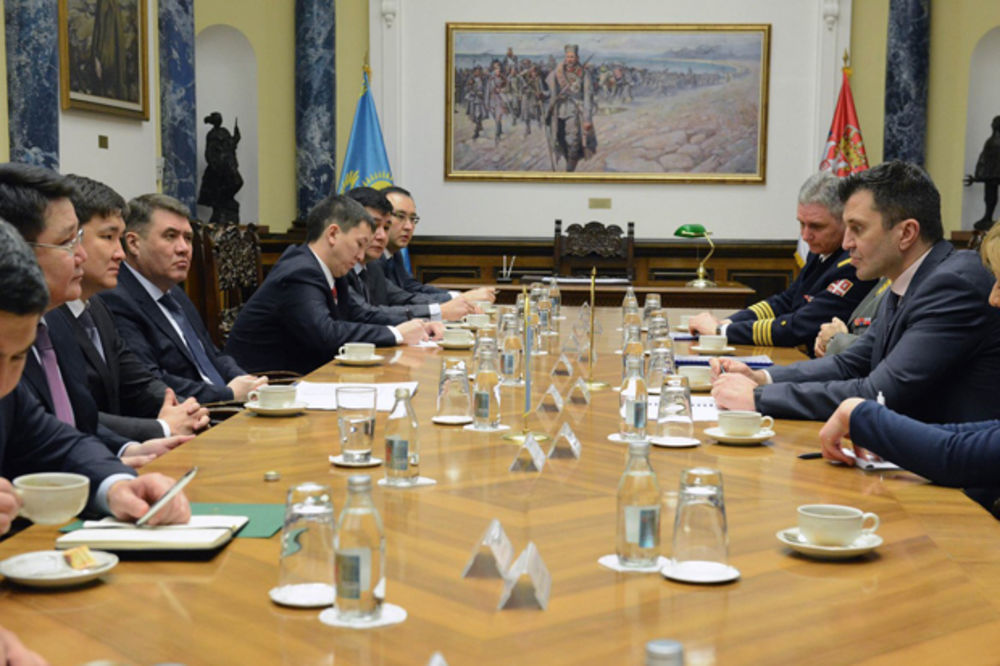 UNAPREĐENJE ODBRAMBENE SARADNJE: Đorđević razgovarao sa zamenikom ministra odbrane Kazahstana
