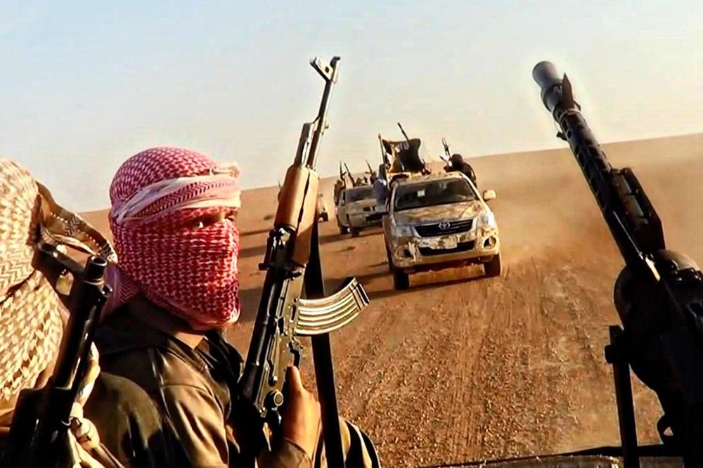 KRENULI I TERORISTI: Islamska država napala sirijsku vojsku istovremeno s američkim raketnim napadom