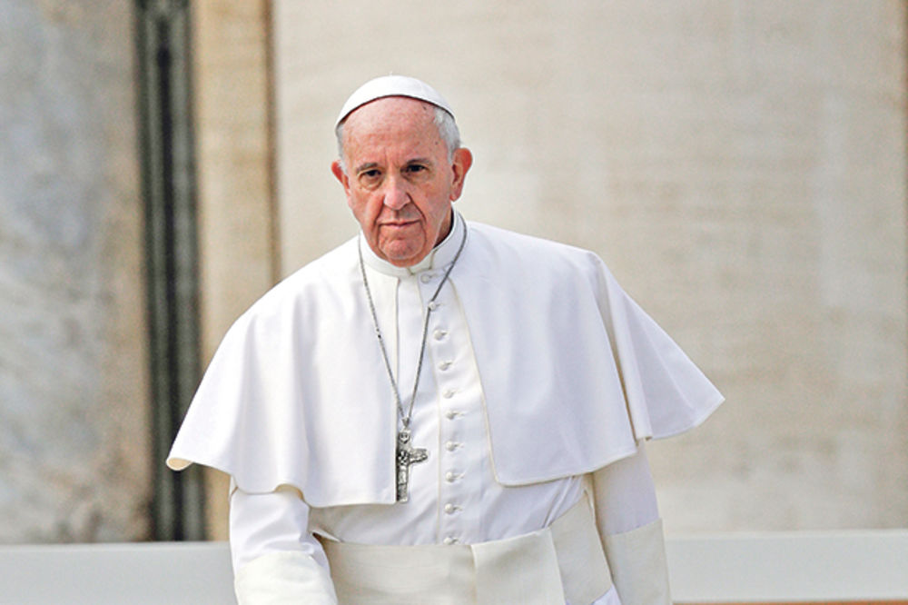 PROLIVANJE NEVINE KRVI: Papa Franja progovorio o sramoti čovečanstva